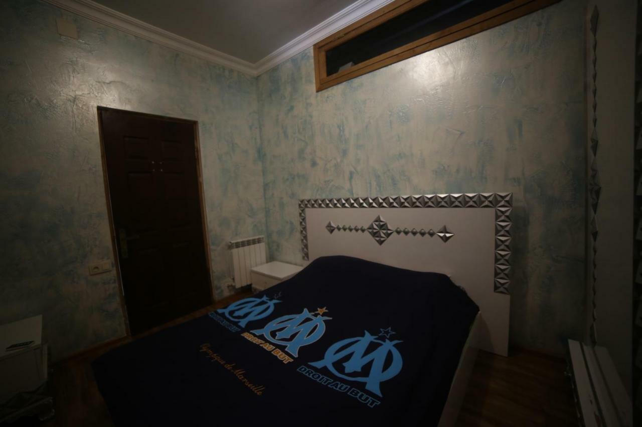 Makvalas Apartment In Batumi Centre Ngoại thất bức ảnh