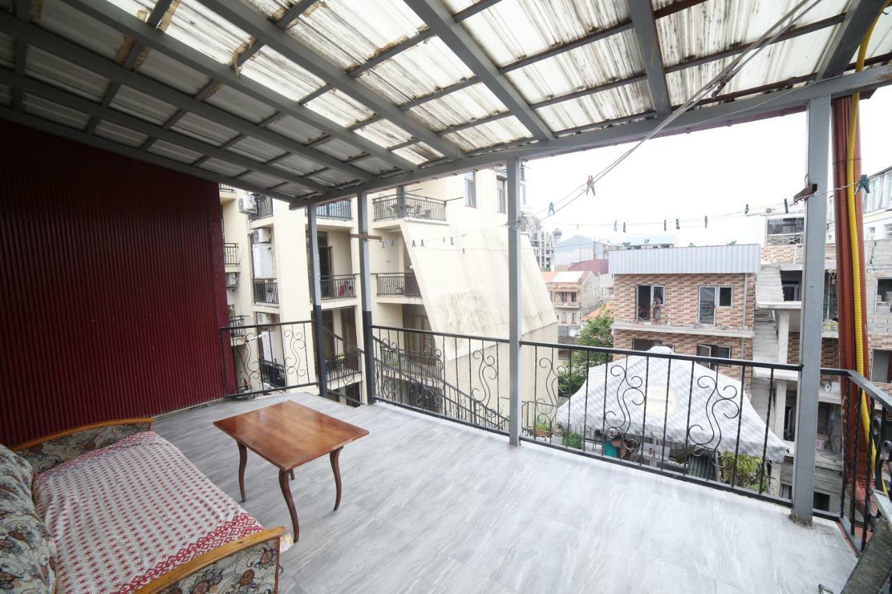 Makvalas Apartment In Batumi Centre Ngoại thất bức ảnh